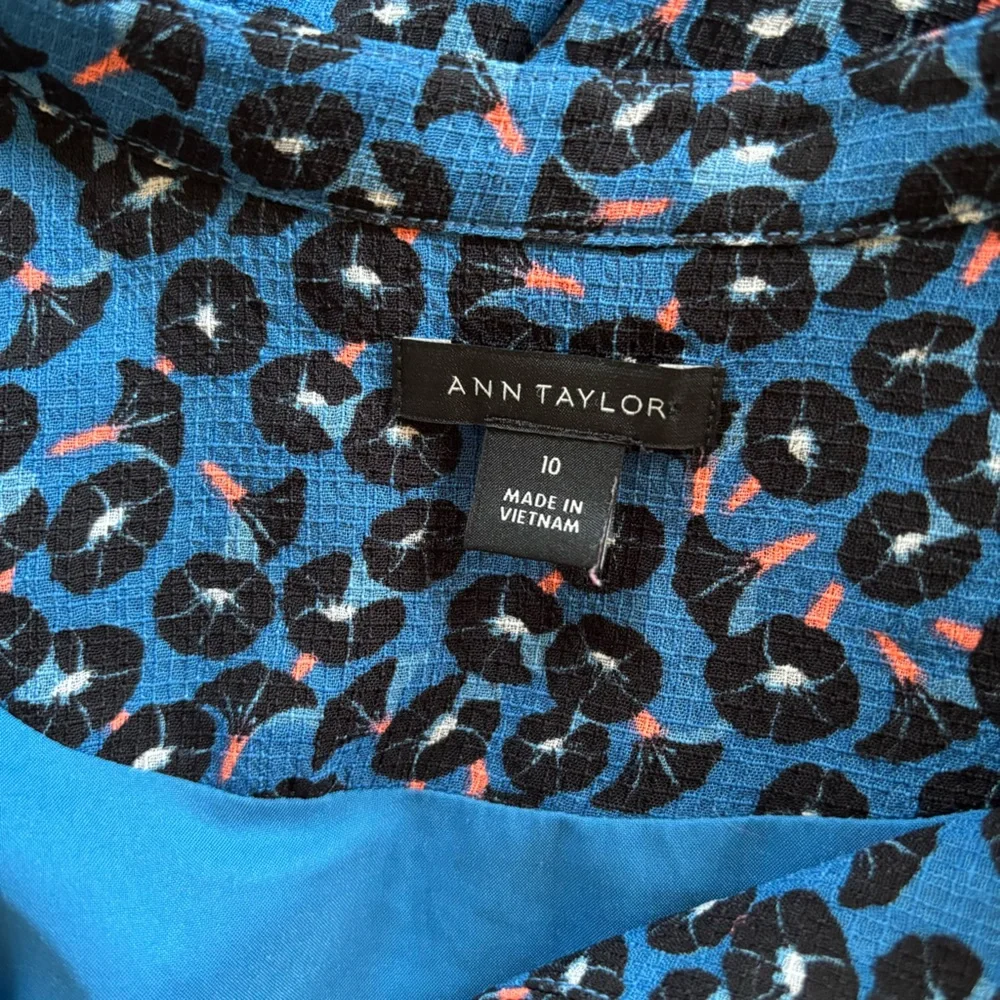 Ann Taylor Blue Morning Glory Button Down Midi Shirtdress - Picture 10 of 10